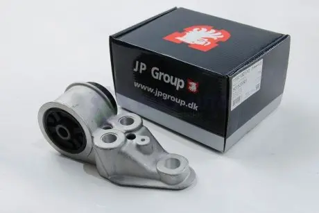 Опорний кронштейн задней балки A6/SUPERB/Passat -05 Лів. JP GROUP 1150100170