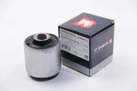 Сайлентблок переднего рычага МВ W203/204 00-14 JP GROUP 1340203200