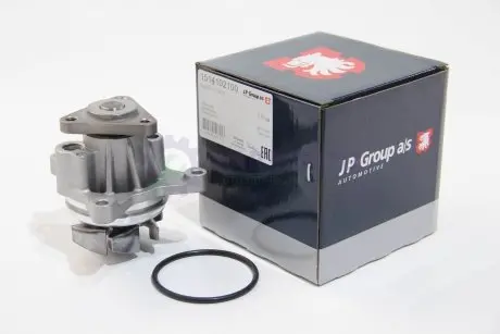 Водяной насос Focus/Fiesta 1.8/2.0 Mazda 3/5/6 Volvo 04- JP GROUP 1514102100