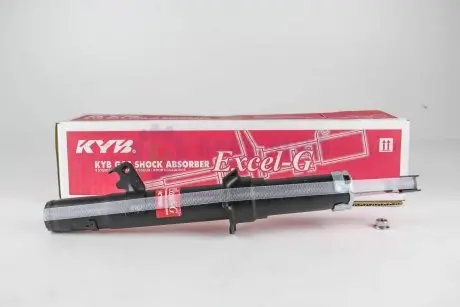 Амортизатор передний Mazda 6-07 Пр. (газ.) KYB 341351