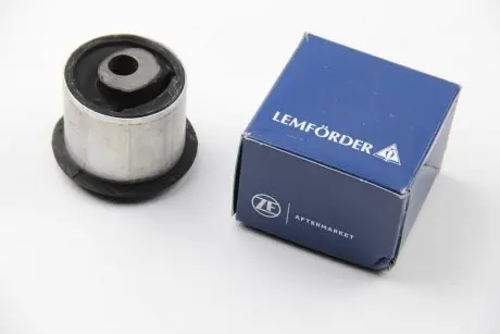 Сайлентблок переднего рычага (Задний) Touareg/Cayenne 03-/Q7 06-10 LEMFORDER 30891 01