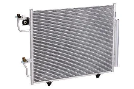 Радиатор кондиционера Pajero III (00-) с ресивером (LRAC 11151) LUZAR LRAC11151