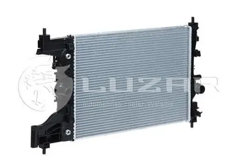 Радиатор охлаждения Cruze 1.6/1.8 (09-)/Astra J (10-) 1.4i/1.6i/1.8i АКПП (580*398*16) (LRc 05152) LUZAR LRc05152
