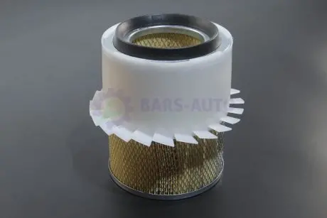 Фильтр воздушный Mitsubishi Pajero/Pajero Sport 2.5TD 87-/L200 2.5/2.8TD 92-07 M-FILTER A 863