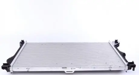 Радіатор інтеркулера MB Sprinter 311CDI/411CDI (OM646) (422x690x26) MAHLE / KNECHT CI 222 000P