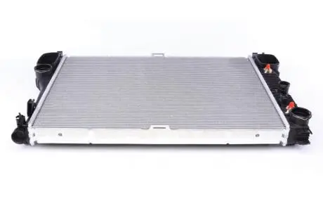 Радіатор охолодження двигуна MB W211/C216 05-13 MAHLE / KNECHT CR 38 000S