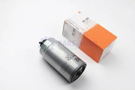 Фильтр Топливный Daily 2.8JTD 99-/3.0JTD 07- MAHLE / KNECHT KC 182