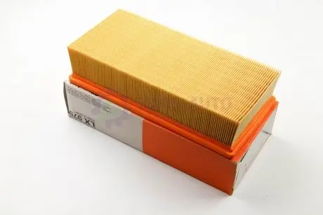 Фільтр повітряний Mahle Toyota MAHLE / KNECHT LX979