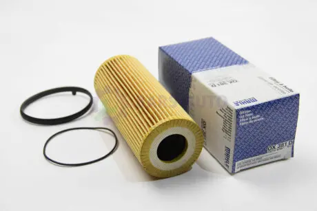 Масляный фильтр A4, A5, A6, A7, A8, Q5, Q7/PORSCHE CAYENNE, PANAMERA/VW TOUAREG 2.4-3.2 FSI 04- MAHLE / KNECHT OX 381D