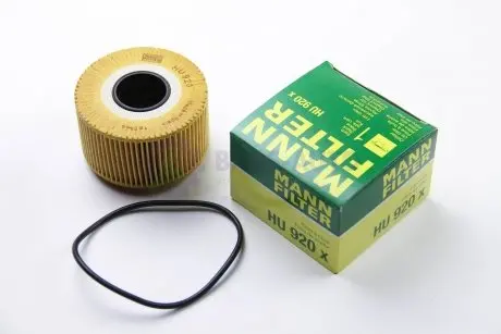 Фільтр оливи двигуна -FILTER MANN HU 920 X