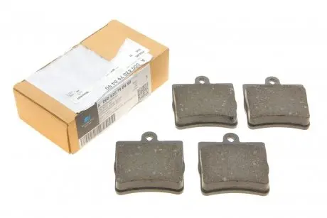 Тормозные колодки (задние) MB C-class (W203)/CLC-class (CL203) 00-11 MERCEDES-BENZ 000420790490