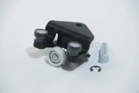 Ролик зсувних дверей Master/Movano 10- нижній (без кроншейна) Metalcaucho 43055