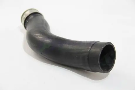 Патрубок интеркулера VW Passat B6/B7 1.4TSI 09-14 Metalcaucho 94390