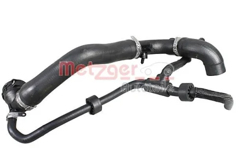 Патрубок системи охолодження гумовий з фітингами METZGER 2420903