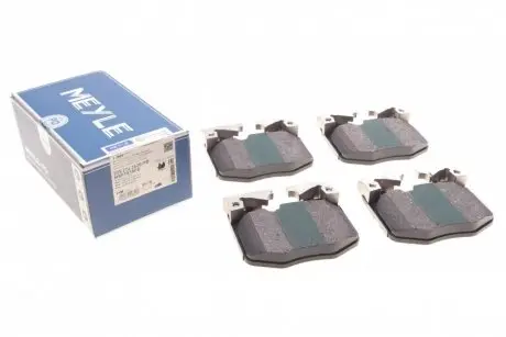 Колодки гальмівні (передні) BMW 3 (G20) 18-/5 (G30/F90)/7 (G11/G12) 15- (Brembo) MEYLE 025 224 2520/PD