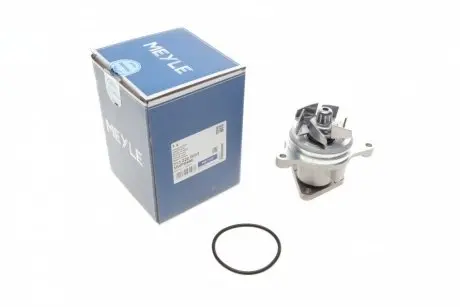 Насос воды Ford C-Max/Focus/Mondeo/Galaxy/Mazda 3/5/6/CX-7/Volvo 1.8/2.0/2.3 00-/Range Rover 11- MEYLE 713 220 0005