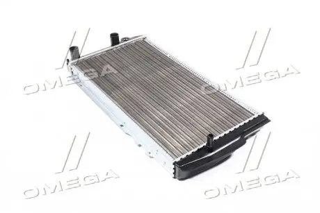 Радиатор охлаждения AUDI 100 (C2) (76-) NISSENS 604551