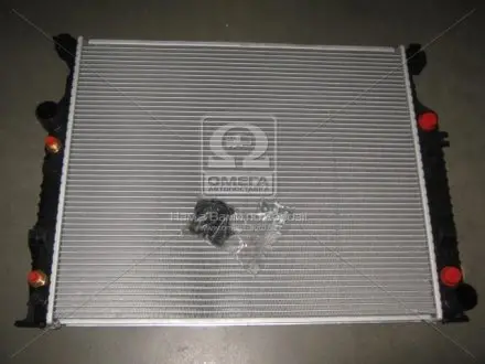 Радиатор охлаждения MERCEDES GL, ML-CLASS W 164 (06-) NISSENS 62576A