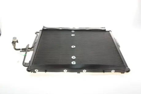 Радиатор кондиционера MB E-class (W124) 93-95 NRF 35244