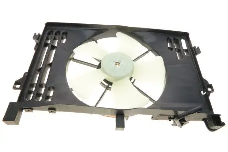 Вентилятор радіатора Toyota Corolla 01-08 (360mm) (з дифузором) NRF 47053