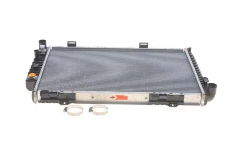 Радиатор охлаждения MB C-class (W202)/E-class (W210) 93-02 M111/112 NRF 51282