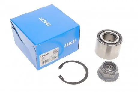 Подшипник ступицы (задней) Renault Megane/Clio 01- (25x52x37) SKF VKBA 969