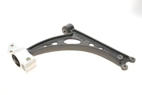 Рычаг подвески (передний/снизу) (R) Audi A3/Skoda Octavia/SuperB/VW Caddy III/Golf V/VI 03- SKF VKDS 321007