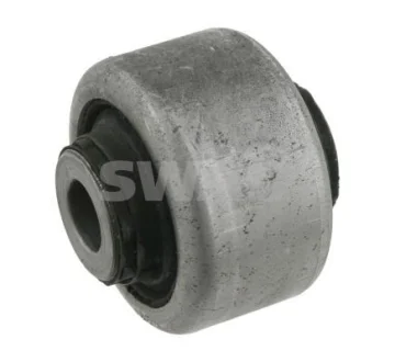 Сайлентблок важеля SWAG 62927015