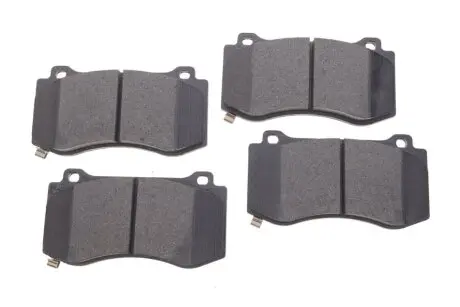 Колодки тормозные (передние) Chrysler 300C/Geep Grand Cherokee 04-12 TEXTAR 2407501
