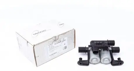 Кран пічки BMW 5 (E60)/6 (E63)/7 (E66) 2.0-6.0 01-10 TRUCKTEC 08.19.232