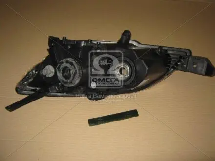 Фара пра. MAZDA 3 HB 04- TYC 20-A859-05-2B