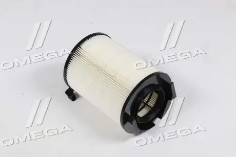 Фільтр повітряний VW PASSAT 05-, GOLF V, VI, SKODA OCTAVIA 04- UFI 27.401.00