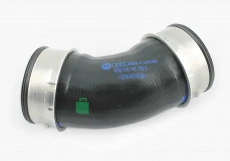 Трубка VAG 7H0145790D