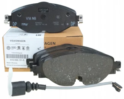 Колодки гальмівні передні (к-т) VAG 8V0698151S