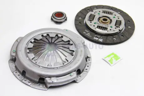 Комплект сцепления Fiat Panda 1.3D 03-(d=200mm) (+выжимной) z=18 Valeo 826522