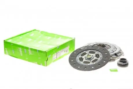 Комплект зчеплення Nissan Pathfinder 2.5 dCi 05- (d=250mm) (+вижимний) Valeo 832104