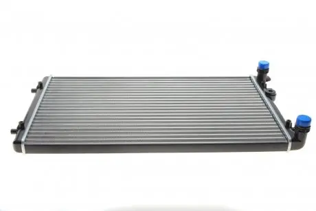 Радиатор охлаждения Skoda Octavia/VW Golf IV 1.4-2.8/1.9TDI 98-10 Van Wezel 03002155