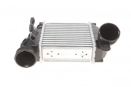 Интеркулер VAG Van Wezel 03004354