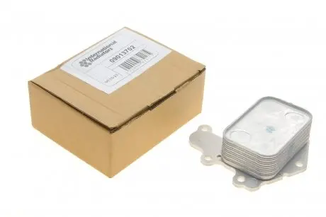 Радиатор масляный Citroen Berlingo/C3/C4/Peugeot 208/308 1.2THP/PureTech (теплообменник) Van Wezel 09013702