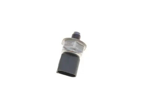 Датчик давления топлива Audi Q7/VW Touareg 04-10 Vika 11301579001